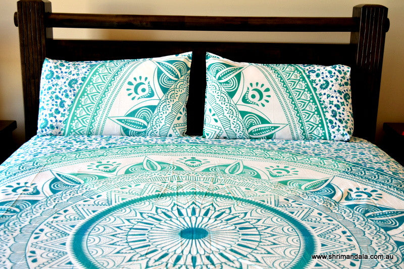 Daisy Turquoise Ombre Mandala Duvet Cover - Adore India   